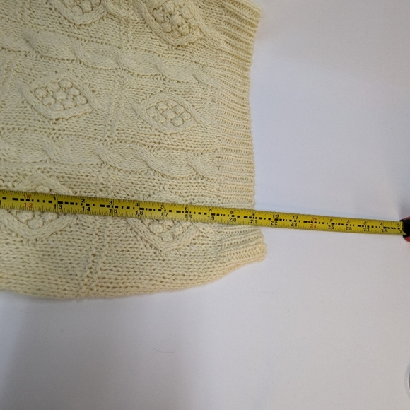Vintage Sweater Shirt Sleeve Hand Knit Chelsea Place Size M Excellent Condition - Picture 8 of 11